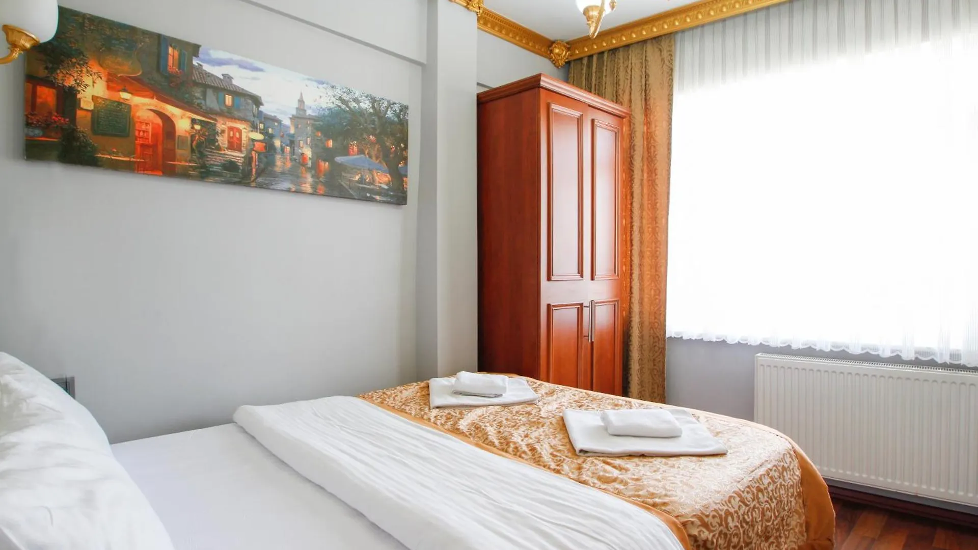 Hotel Californiacityhotel Istanbul Turkey