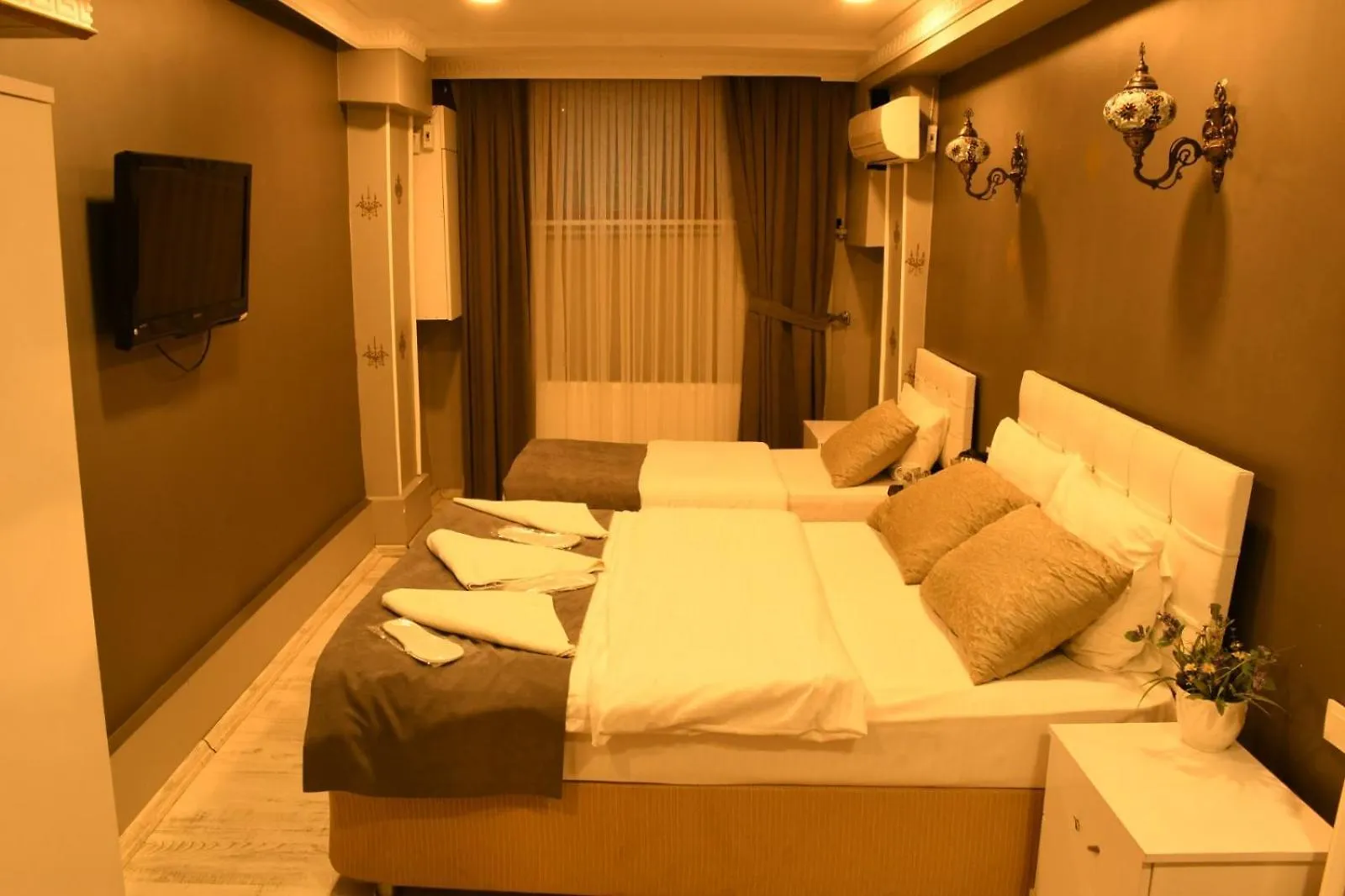 Californiacityhotel Istanbul Turkey