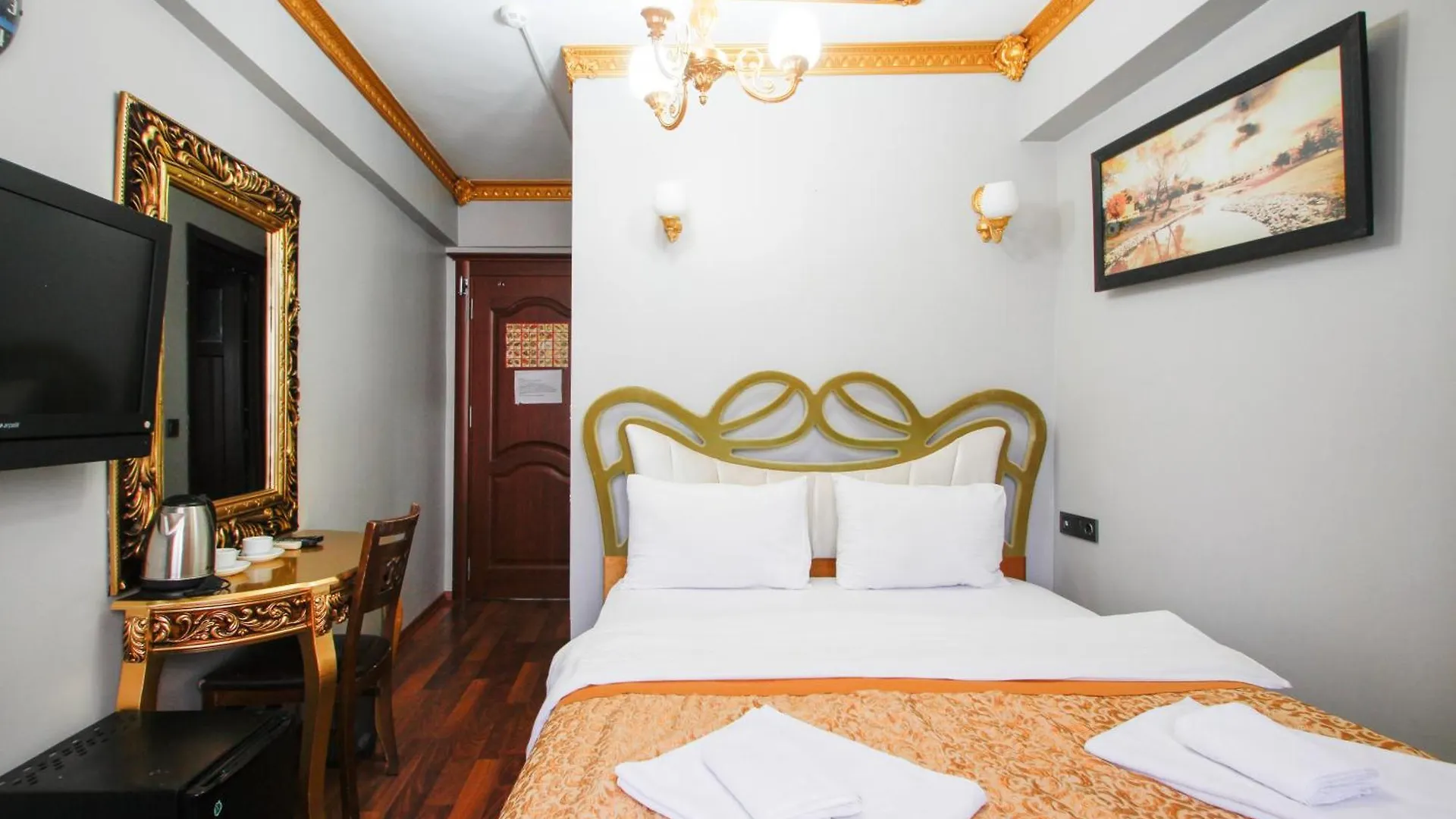 Hotel Californiacityhotel Istanbul Turkey