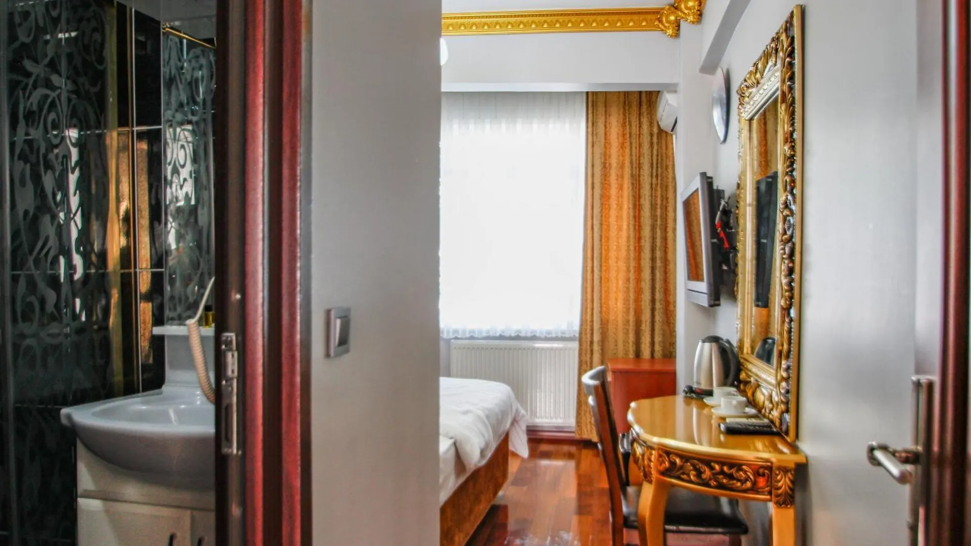 Californiacityhotel Istanbul 0*,